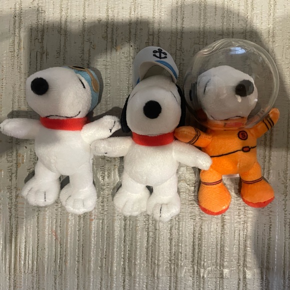 Snoopy Clips - Picture 1 of 2